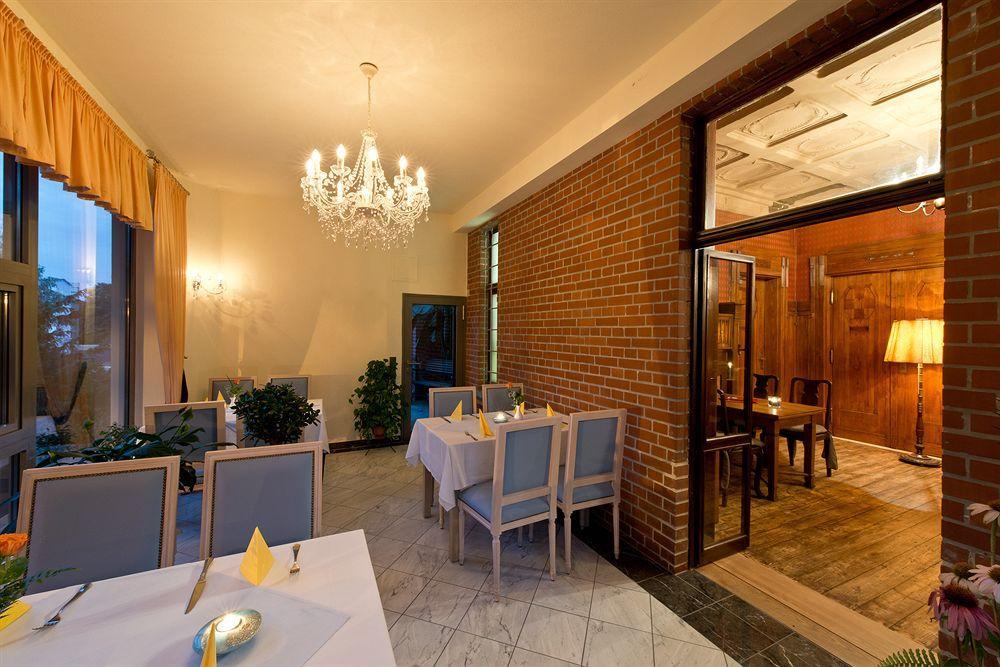Hotel Katharinenhof Werdau Extérieur photo